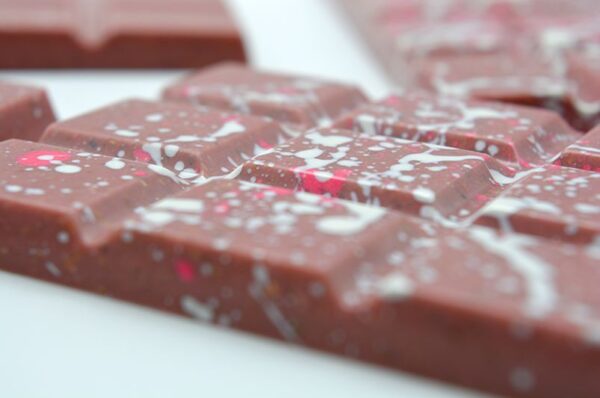 Ruby Rosé Mushroom Chocolate Bar - Image 3